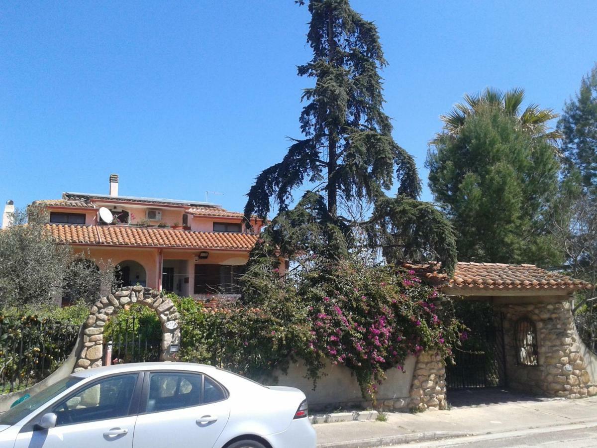 Villa Corrias Siliqua Extérieur photo