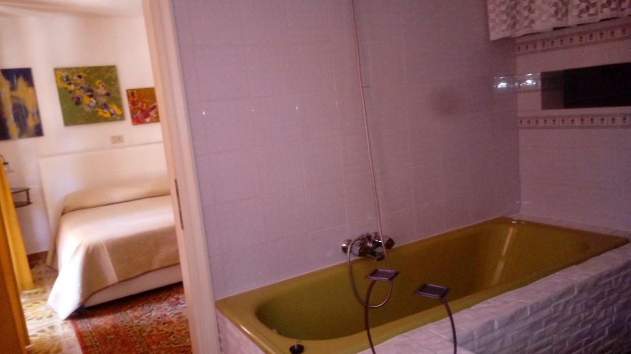 Villa Corrias Siliqua Extérieur photo